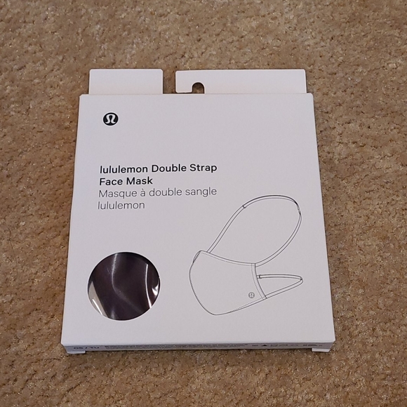 Face mask SOLD OUT online (very hard to find) - Picture 2 of 2